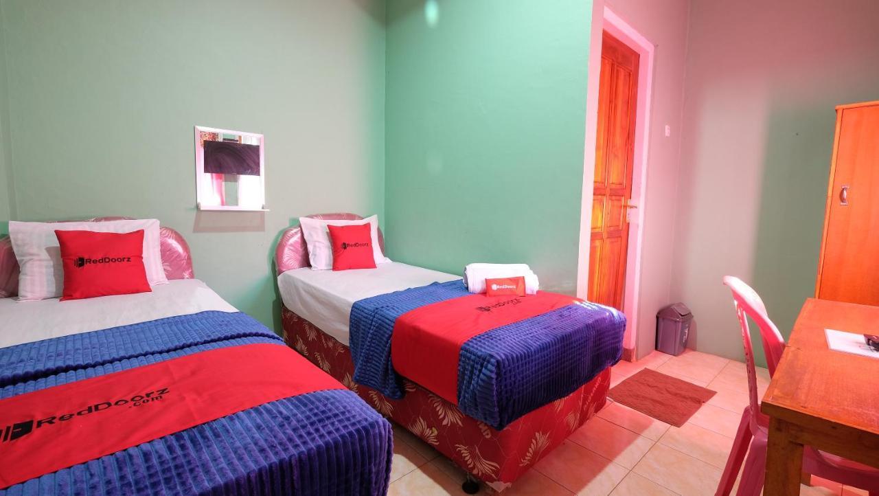 Reddoorz Near Mangrove Forest Kupang Kupang (East Nusa Tenggara) Exterior foto